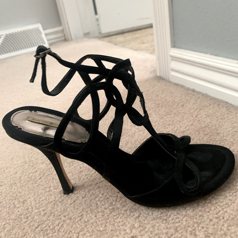 Sexy Black Max Studio Heels !